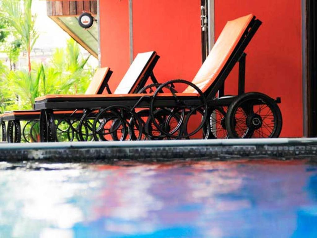 Nicky'S Handlebar Patong Bagian luar foto
