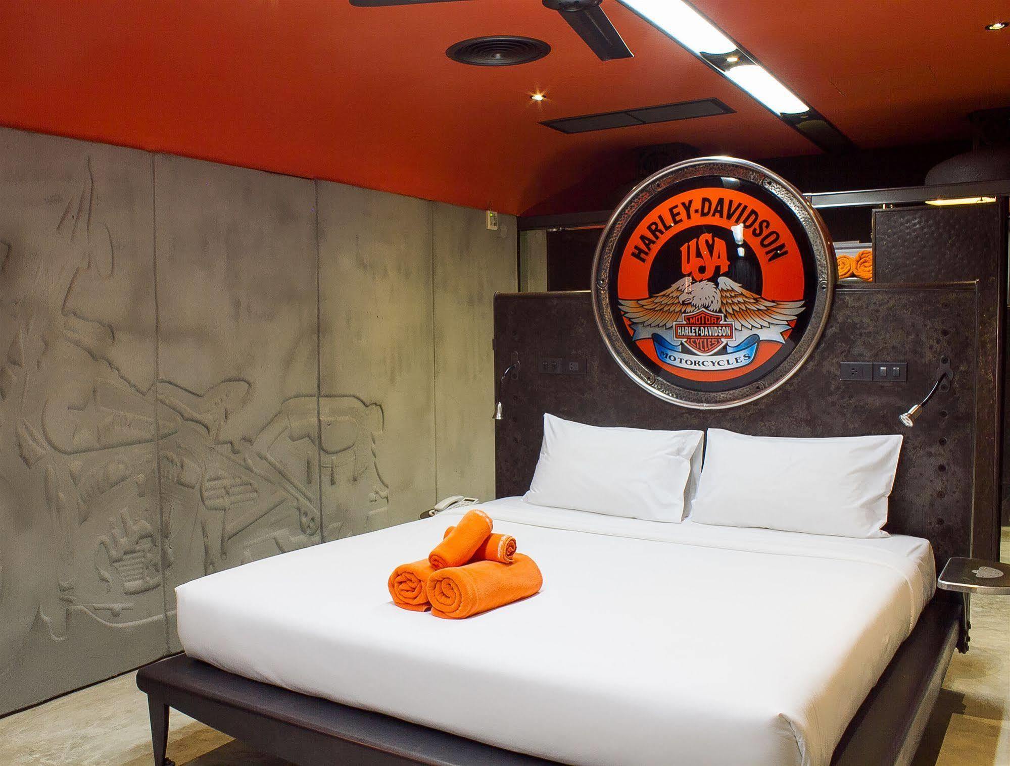 Nicky'S Handlebar Patong Bagian luar foto